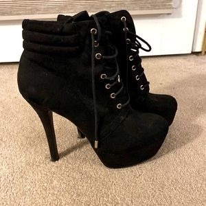 ZARA Black Suede Platform Bootie Heels, lace up, Size: 9 Women’s
